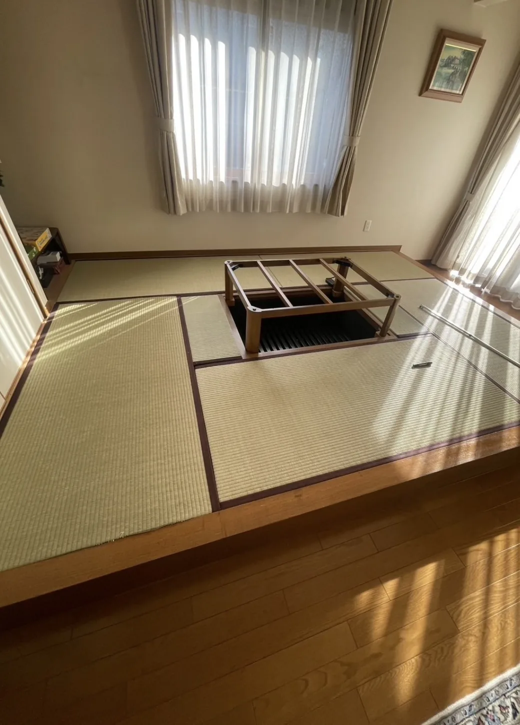 事例2 施工前：日焼けと傷みが目立つ和室の畳